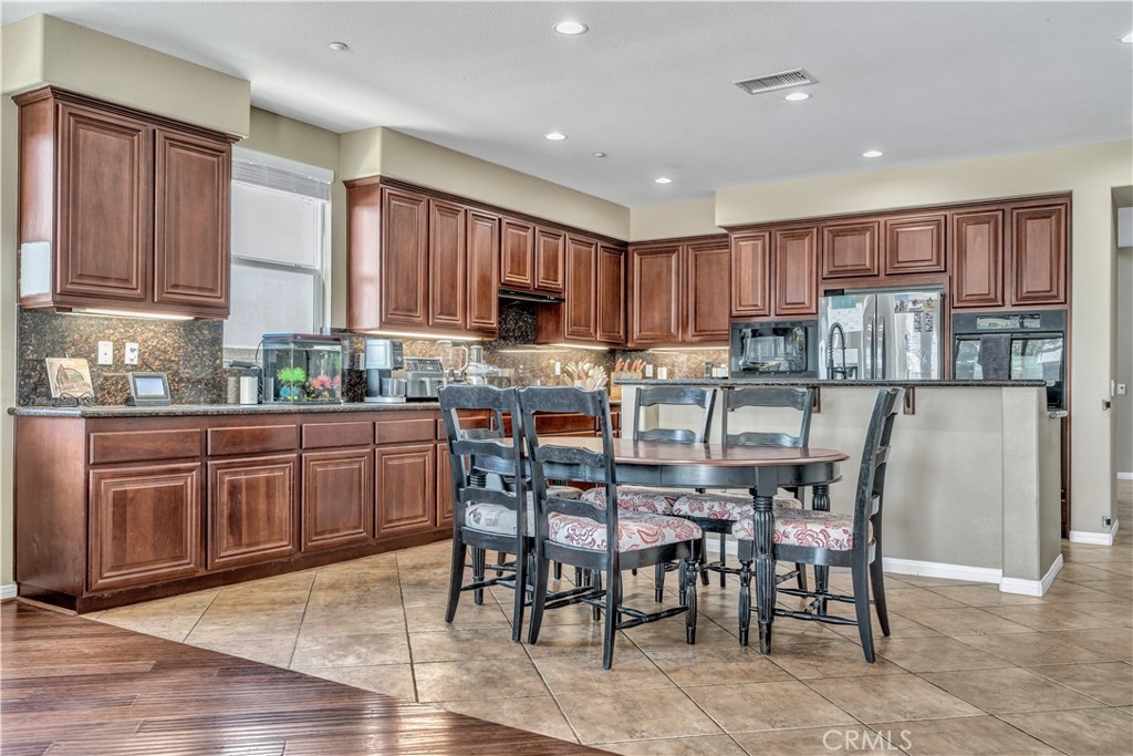 3260 Crestview Drive