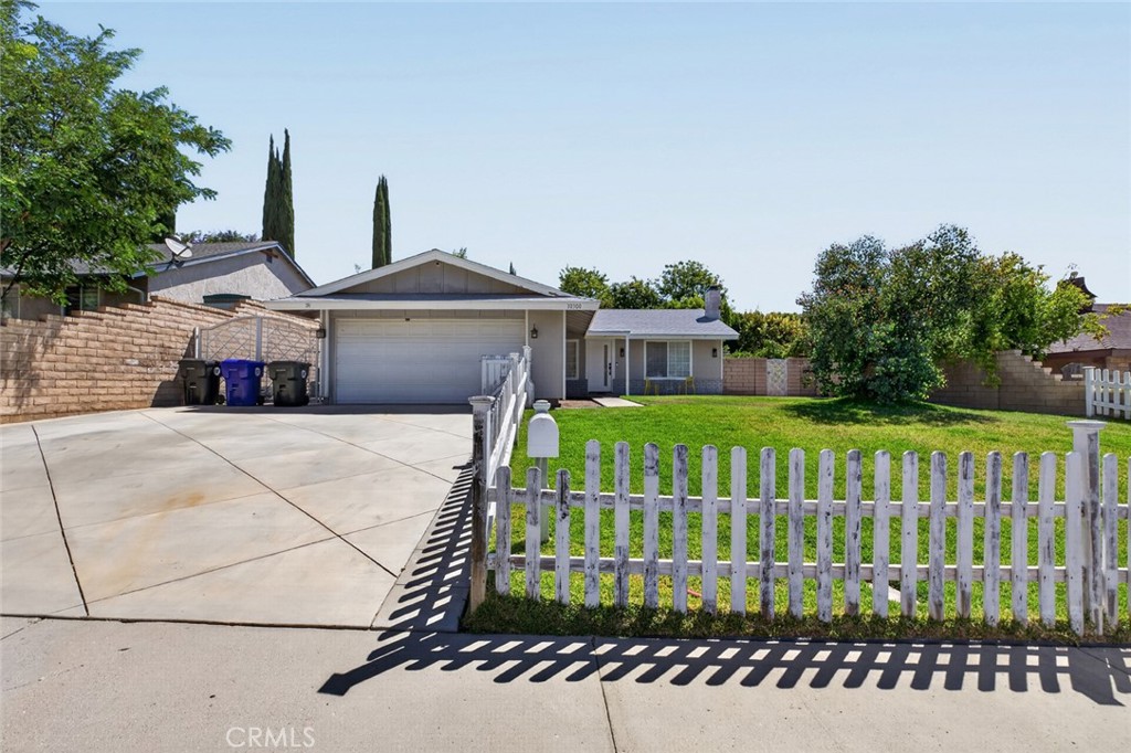 30300 Jasmine Valley