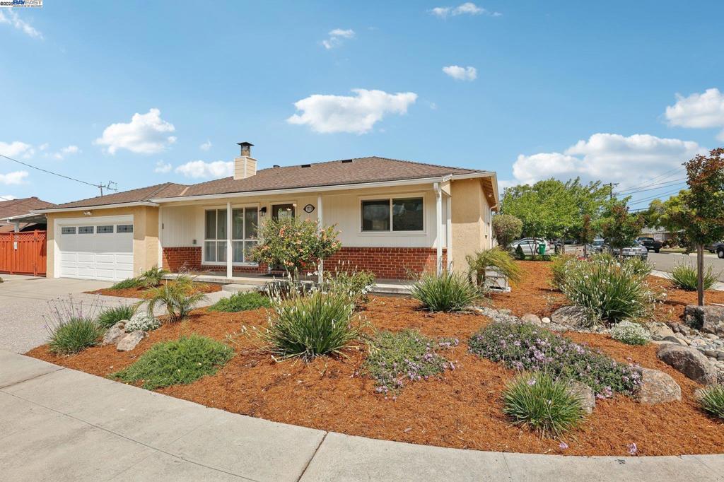 1723 Via Mesa