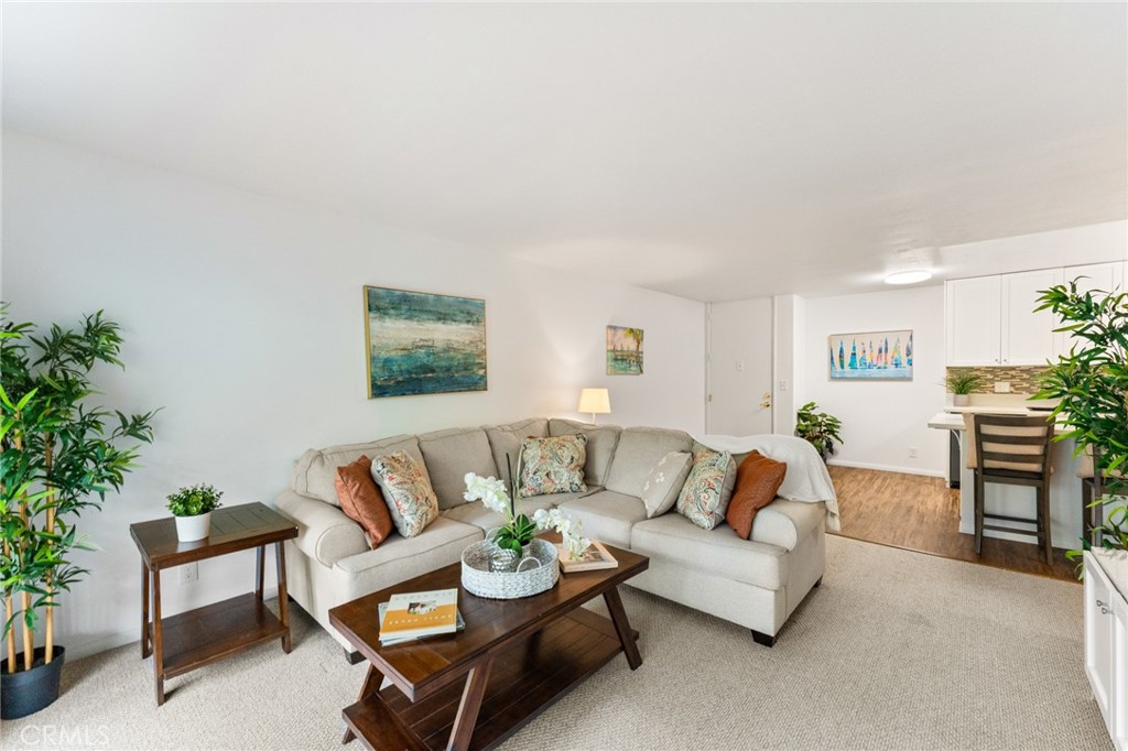 424 N Bellflower Boulevard 304