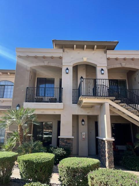 Discover the resort-style living of Casitas Las Rosas, ideally situated on the grounds of the Embassy Suites Hotel in the heart of beautiful downtown La Quinta. This upper- level one-bedroom, one-bath end unit offers open concept layout with a modern kitchen featuring granite countertops and stainless steel appliances. The spacious bedroom includes a walk-in closet, and there's an in-unit laundry for added convenience. Just steps away you'll find the community pool and spa perfect for relaxation and views. This property is an excellent investment opportunity, as it qualifies for La Quinta Short Term Rental (STR) permit and can be used as a short term rental. Enjoy a short stroll to Old Town La Quinta, where you'll discover charming shops, exquisite dining, and don't miss the Sunday Farmers Market. As an owner you also gain access to the Embassy Suites Hotels restaurant and bar conveniently located on- site. Experience world- renowned golf a PGA West, or the magical history of the La Quinta Resort as well as the excitement of Stagecoach and Coachella Music Festivals, just a short drive away. If tennis is your game the Indian Wells Tennis Center, home to the BNP Paribas Tennis Tournament, is nearby. This complex has the location and amenities for all to enjoy.This property is also actively marketed for sale.