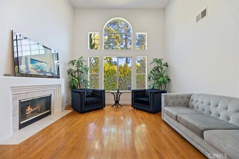 Tiny photo for 2310 Crown Point Court, Oxnard, CA 93036 (MLS # IV25267520)