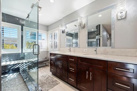 Tiny photo for 2310 Crown Point Court, Oxnard, CA 93036 (MLS # IV25267520)