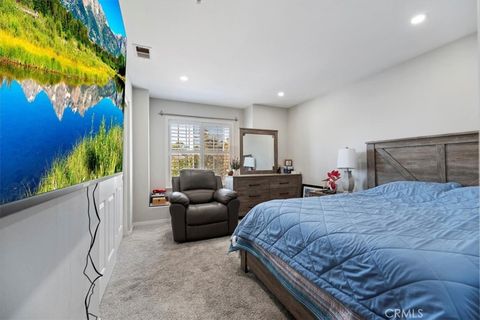 Tiny photo for 2310 Crown Point Court, Oxnard, CA 93036 (MLS # IV25267520)