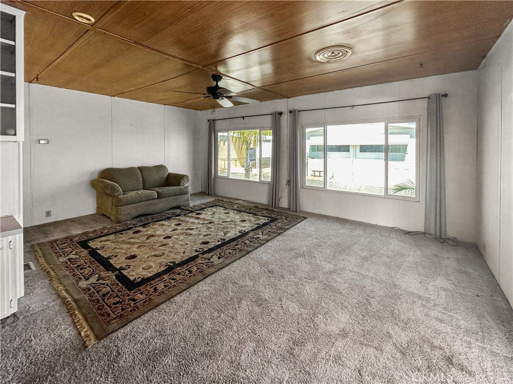 152 Spruce Parkway