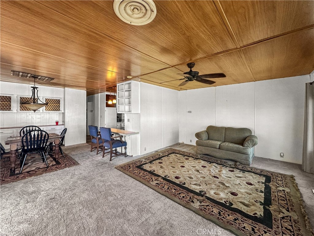 152 Spruce Parkway