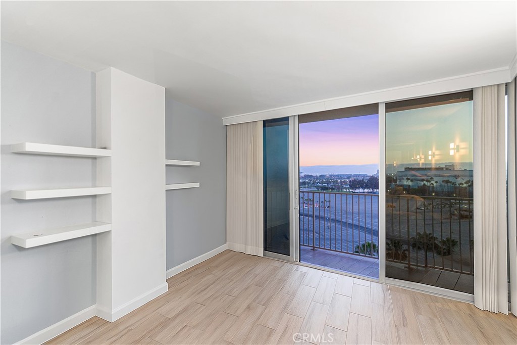 International Towers (ITT) - Residential