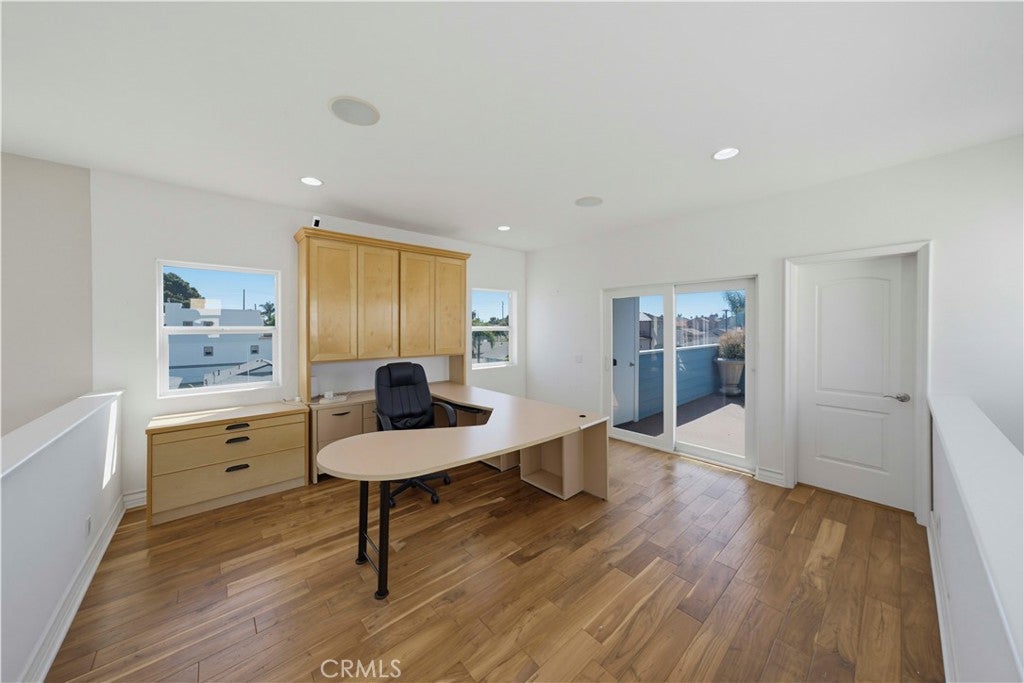 Photo of 1020 California ST, Huntington Beach, CA 92648 (MLS # OC26214470)