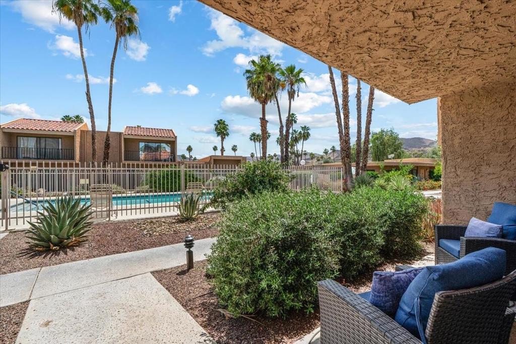 5794 Los Coyotes Drive