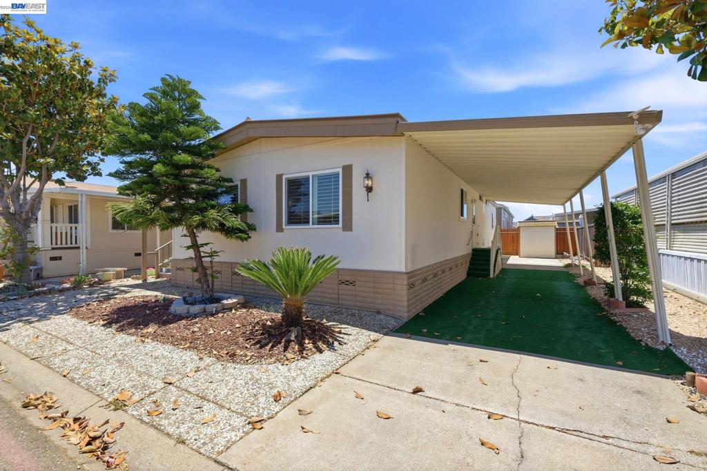 29143 Colorado Rd.