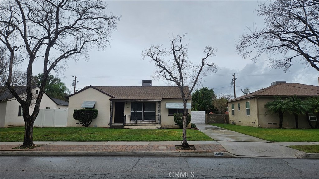 4380 N Mountain View