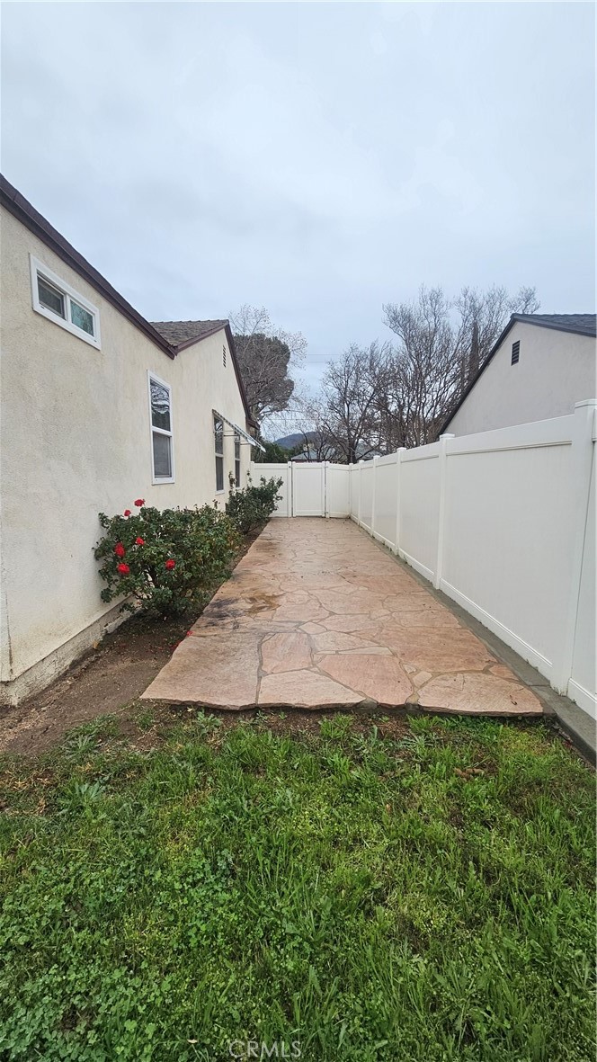 4380 N Mountain View