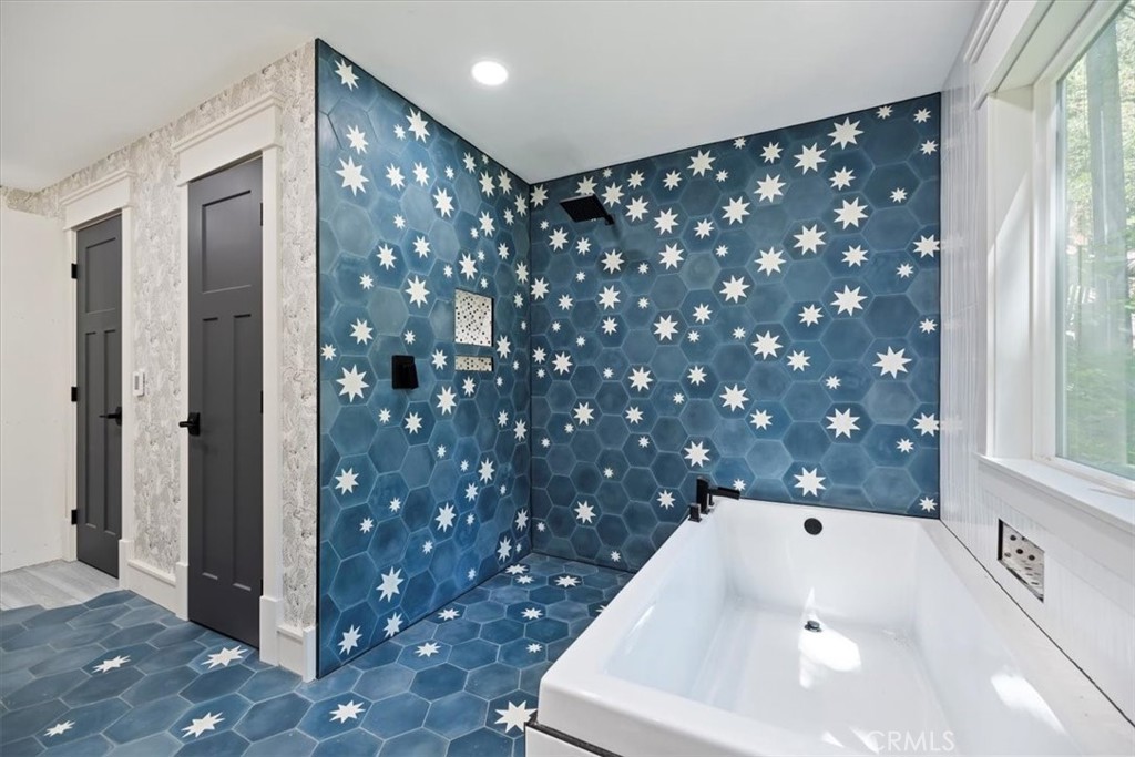 Twin Peaks (TWIN) - Residential