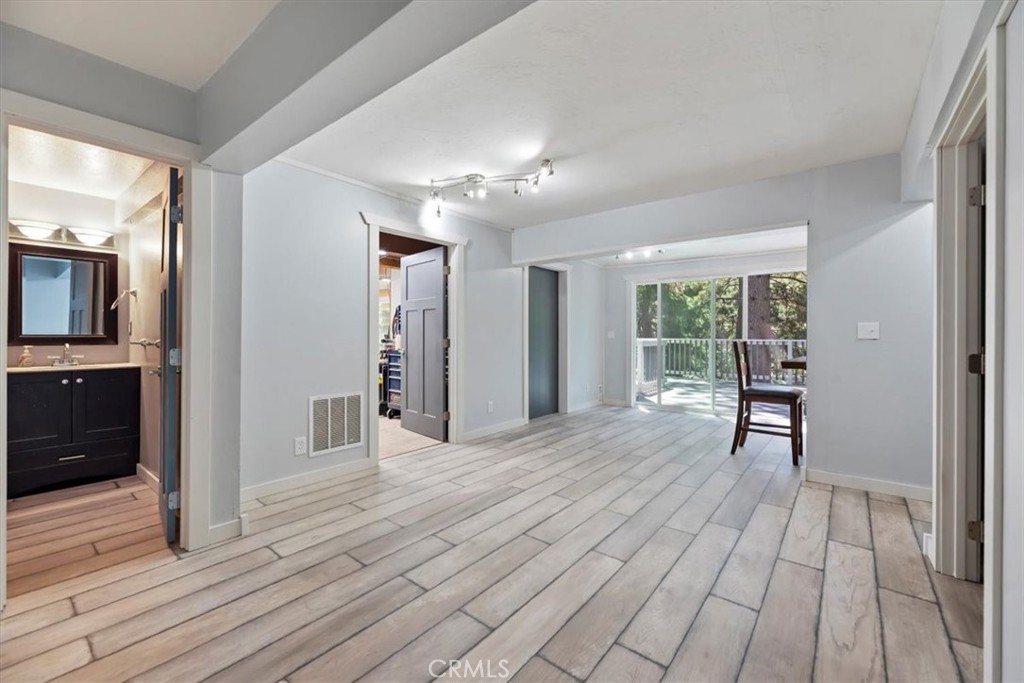 Twin Peaks (TWIN) - Residential