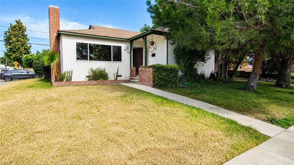 8794 Ranchito Ave.