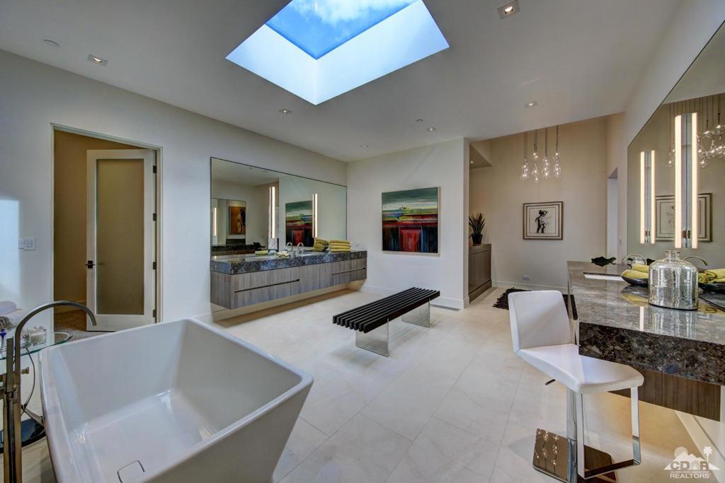 Vintage Country Club - Residential