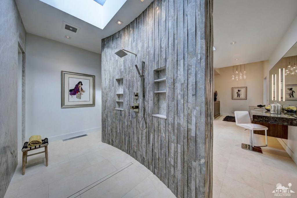 Vintage Country Club - Residential