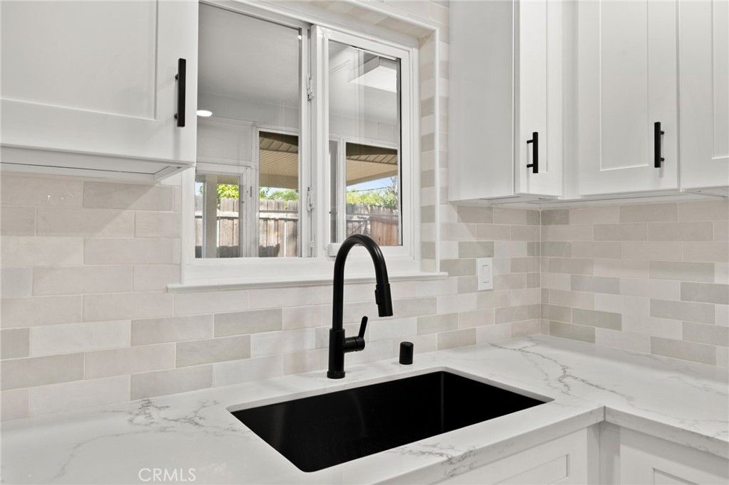 Photo of 4613 Hayford Way, Sacramento, CA 95842 (MLS # SC26058148)