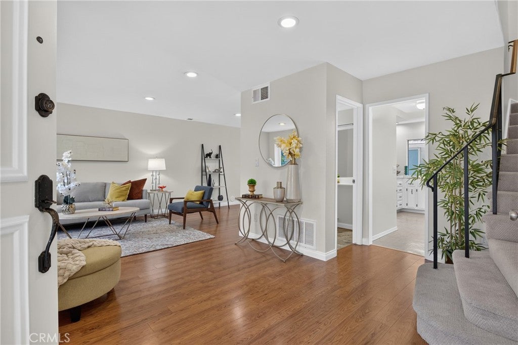 20730 Devonshire D