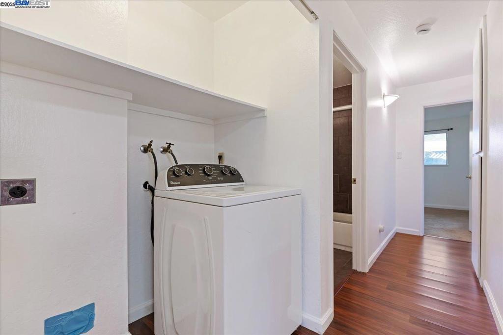 MARINA WEST - Residential