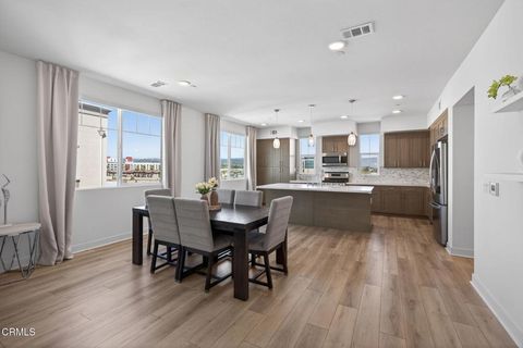 Tiny photo for 2850 Wagon Wheel Rd #402, Oxnard, CA 93036 (MLS # V1-35273)