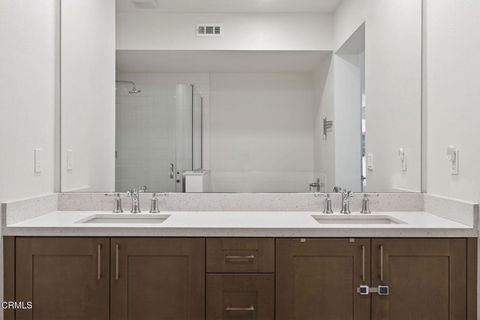 Tiny photo for 2850 Wagon Wheel Rd #402, Oxnard, CA 93036 (MLS # V1-35273)