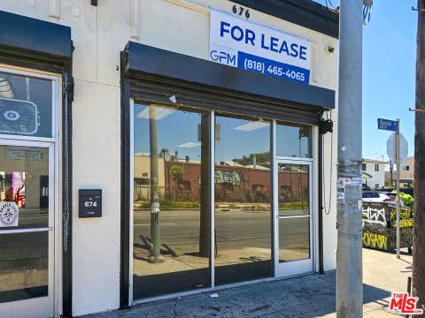 Photo of 676 W Slauson Avenue, Los Angeles, CA 90044 (MLS # 26871403)