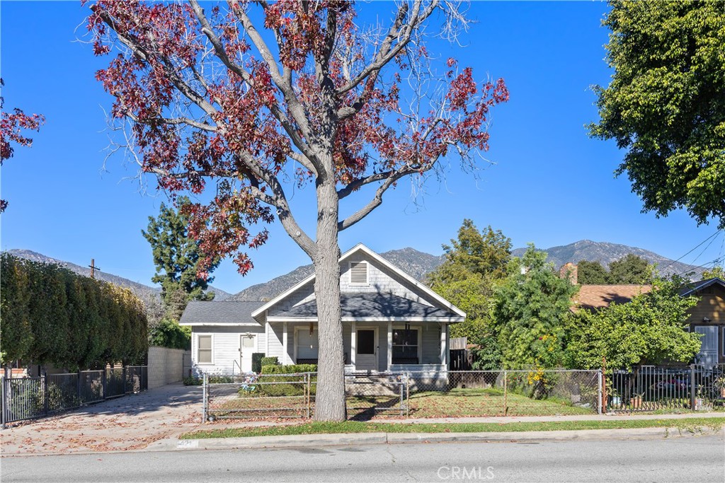 421 W Colorado Boulevard