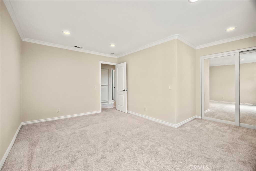Seagate (SEAG) - Residential Lease