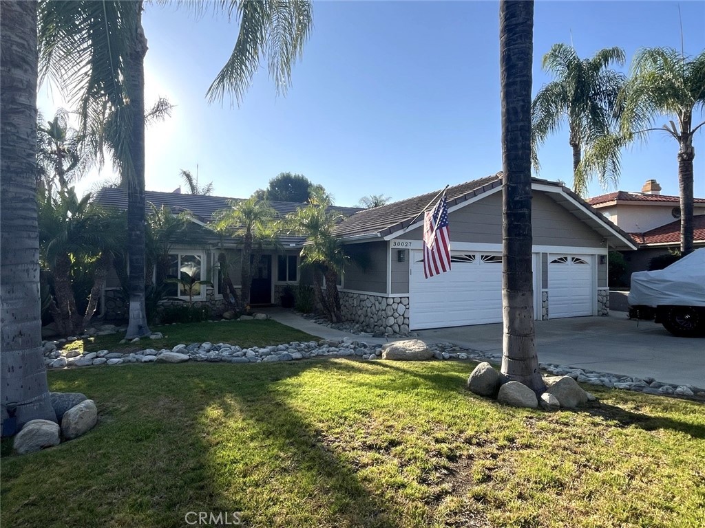 Photo 1 of 11 — 30027 Swan Point, Canyon Lake, CA 92587