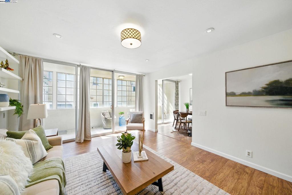 ADAMS POINT - Residential