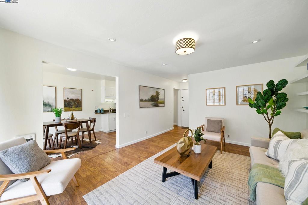 ADAMS POINT - Residential