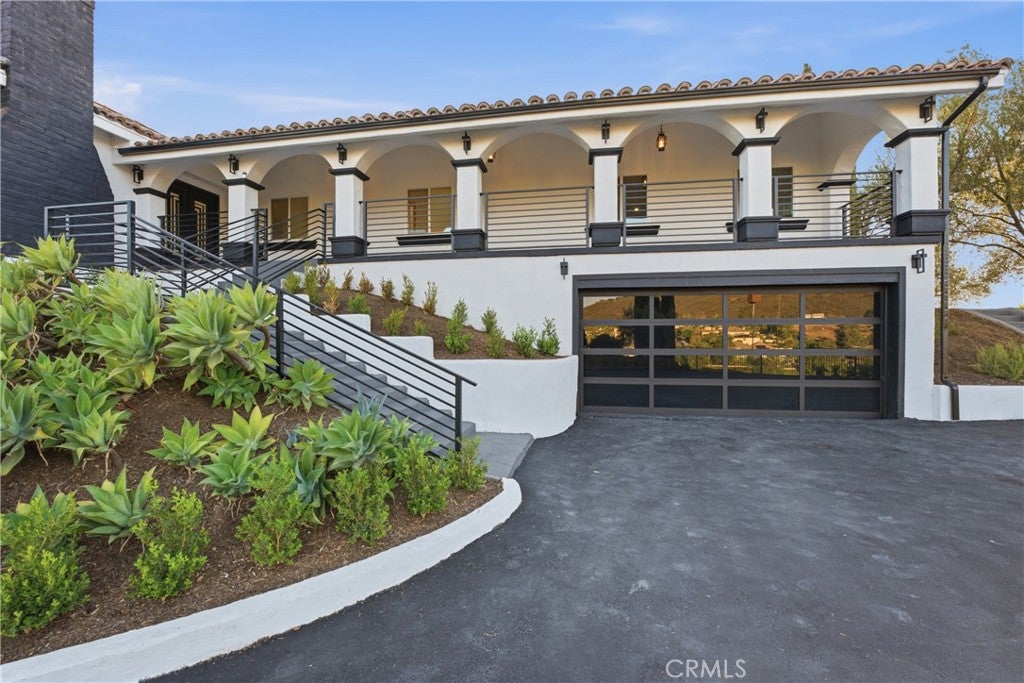 1200 Mulberry