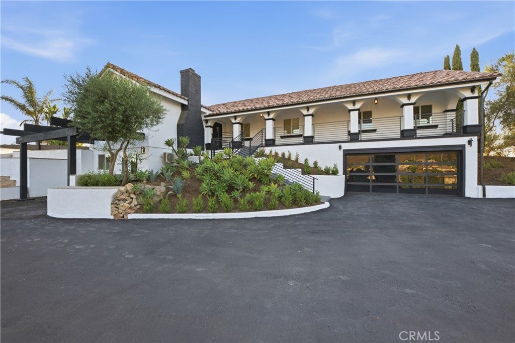 1200 Mulberry