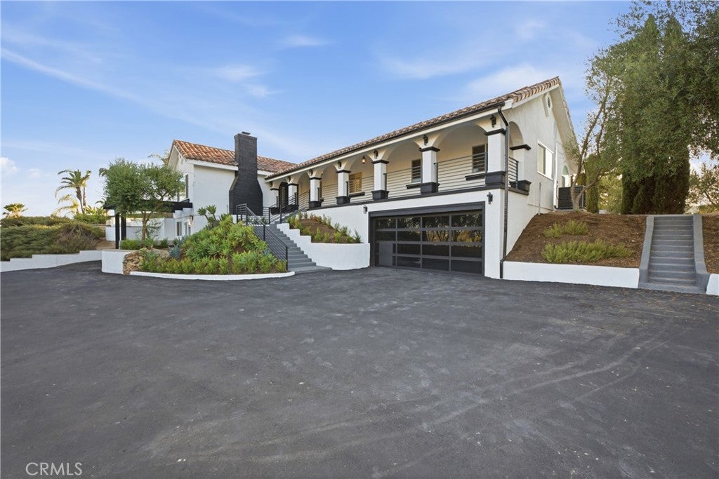 1200 Mulberry