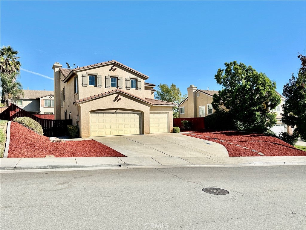 36676 Lynwood Ave