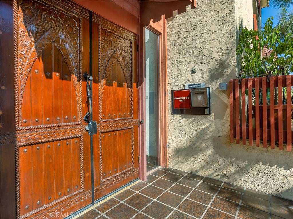 5875 Doverwood Drive 103