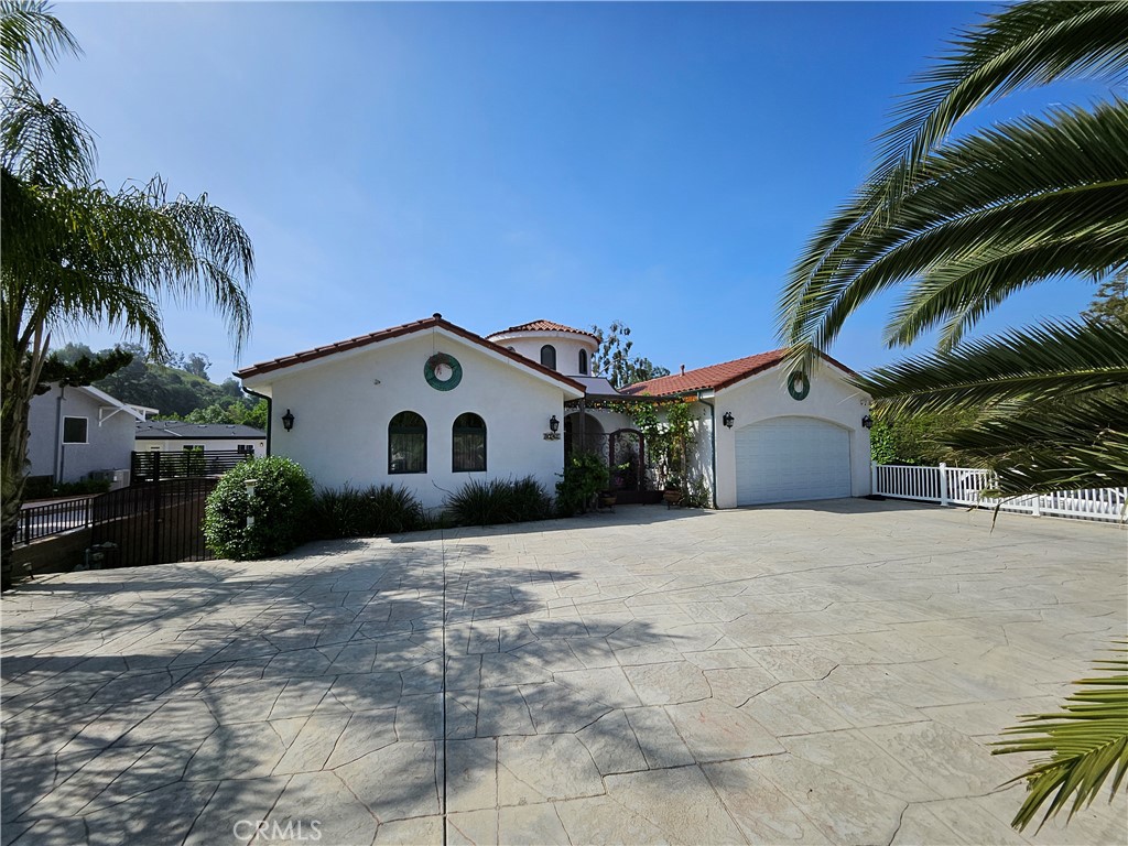 9740 La Canada Way