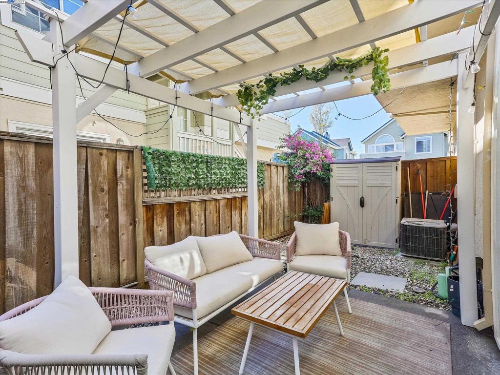 CORDELIA VILL - Residential