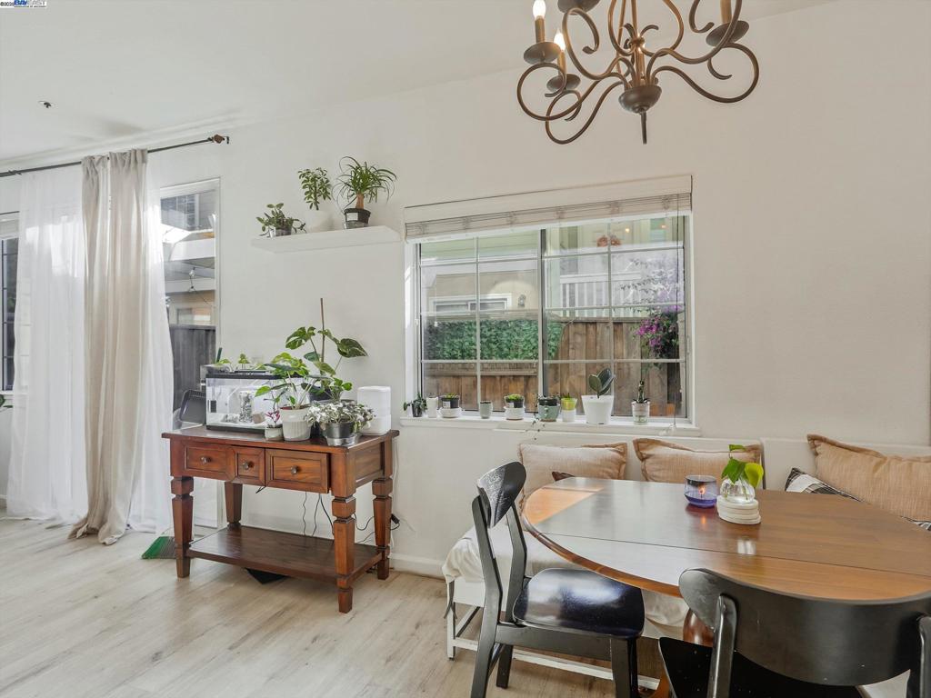 CORDELIA VILL - Residential