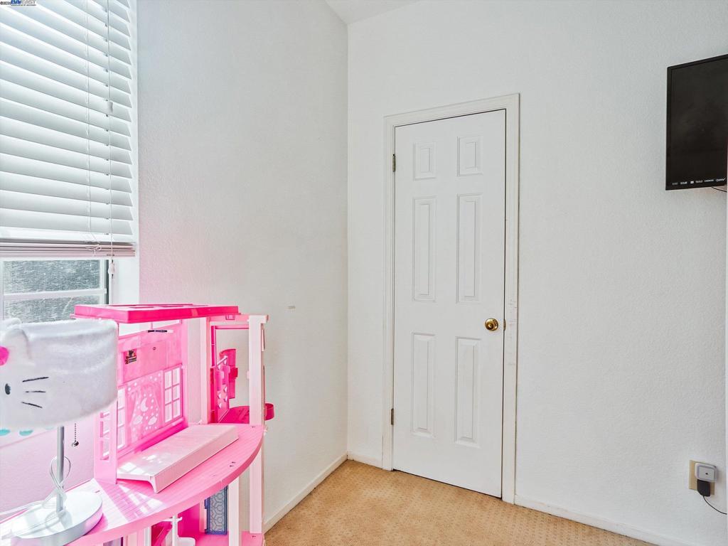 CORDELIA VILL - Residential