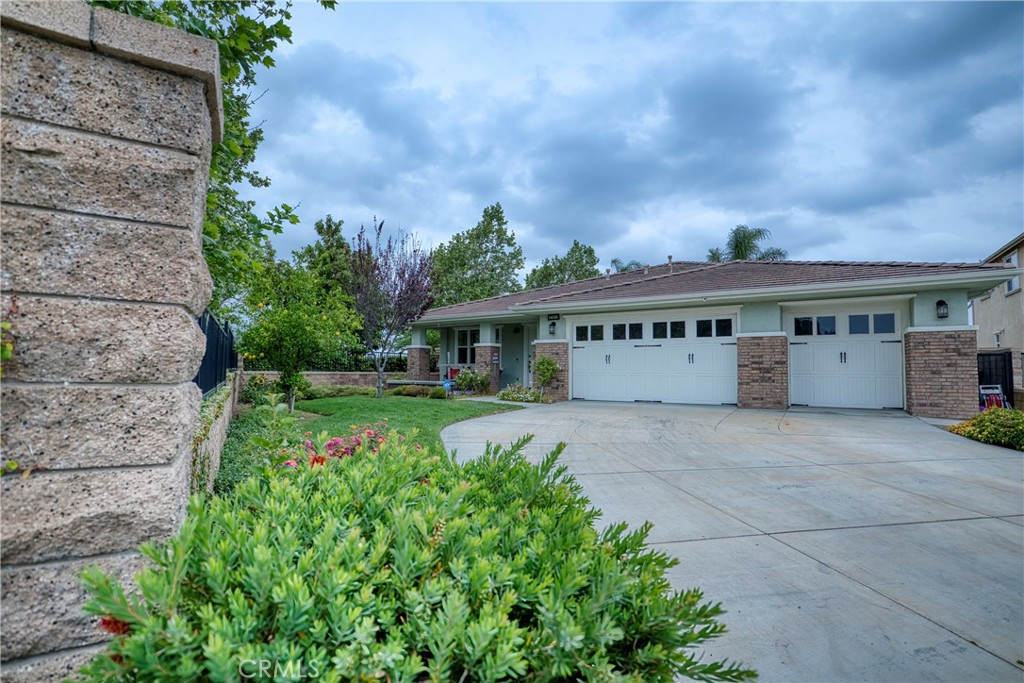 14616 MEADOWBROOK LANE