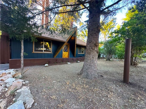 Photo of 1303 Shay RD, Big Bear City, CA 92314 (MLS # IG26143703)