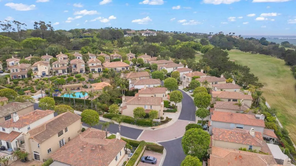 Camarillo, California 93010, United States, 4 Bedrooms Bedrooms, ,2 BathroomsBathrooms,Residential,Active,161189