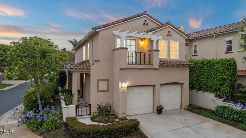 Camarillo, California 93010, United States, 4 Bedrooms Bedrooms, ,2 BathroomsBathrooms,Residential,Active,161189