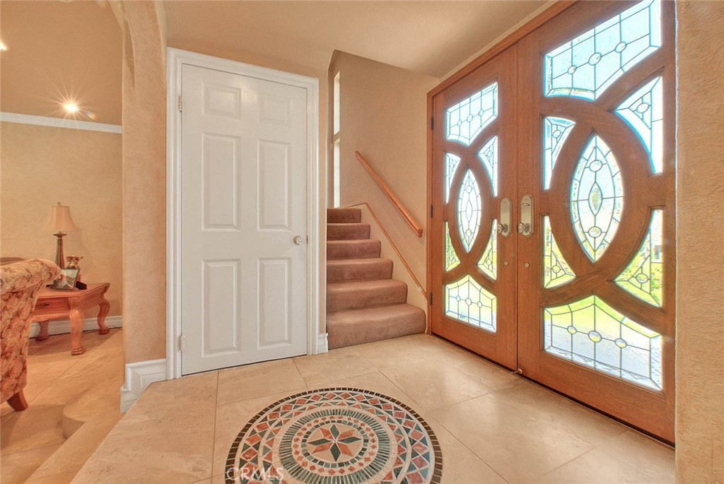 24 Edgebrook Drive