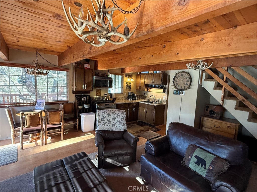 1289 Canyon Road