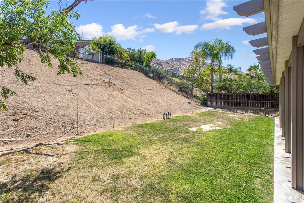 16796 Colt Way