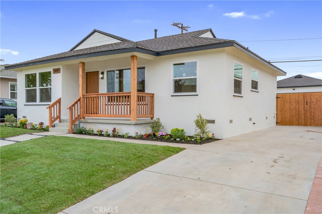 5849 Yearling Street