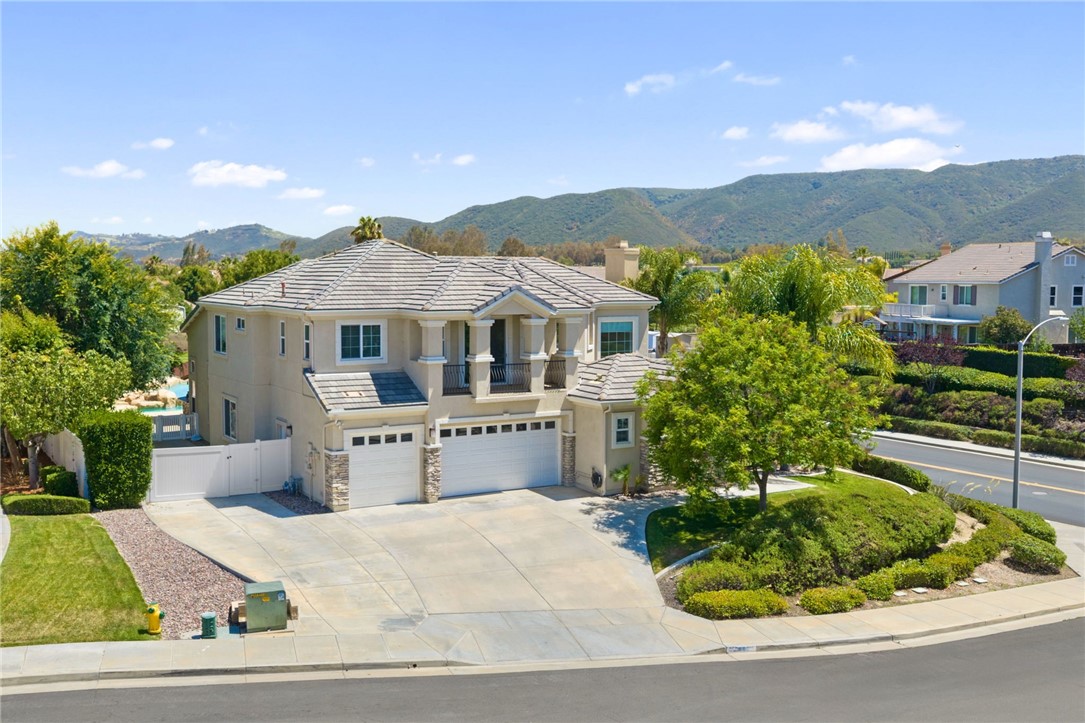 42490 Azure Sky Court